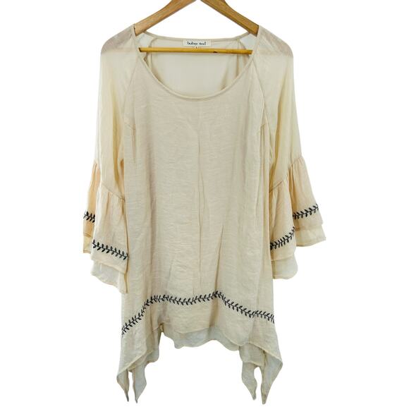 indigo soul Tops - Indigo Soul Cream Blouse w/ Black Accents Women’s L | EUC